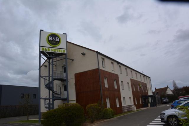 B&B Hotel Le Treport Friville Exteriör bild